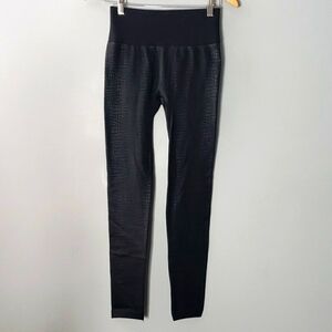 Tahari Shiny animal print leggings Fleece Lined Black Womens Small Medium